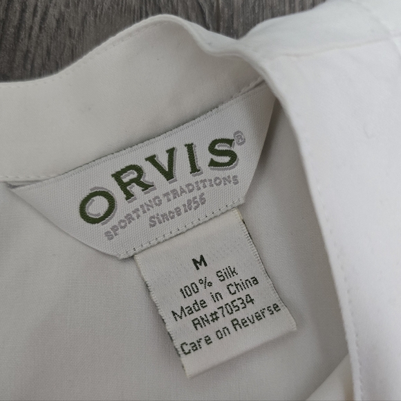 Orvis 100% Silk Blouse Cream Lux Business Basic Size Medium - Picture 2 of 9